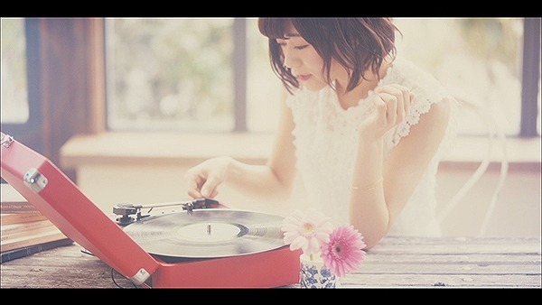 水瀬いのり、新曲「春空」のミュージックビデオ公開