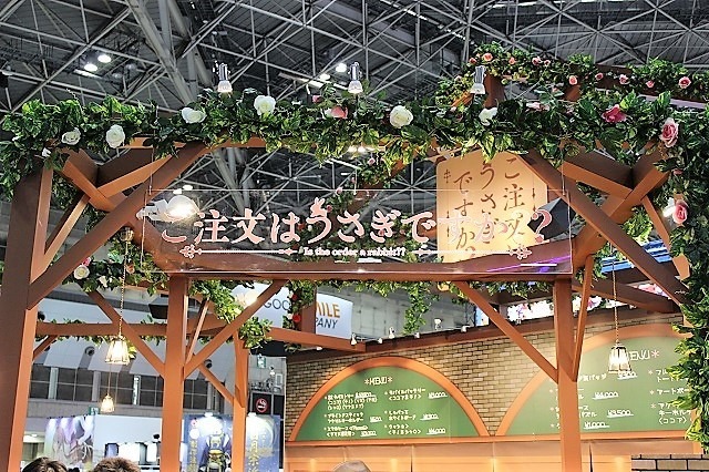 ご注文はグッズですか？なラビットハウス風ブースが登場！【AJ2017】