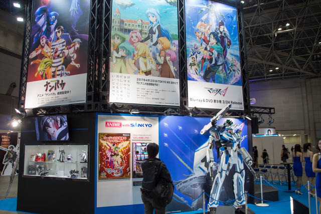 サテライトブースは「マクロスデルタ」や「戦姫絶唱シンフォギアGX」グッズを販売【AJ2017】