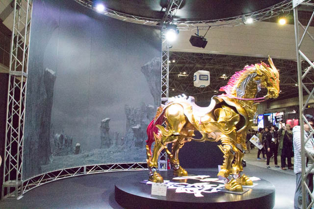 牙狼ブース 実寸大で光り輝く「轟天」が顕現！【AJ2017】