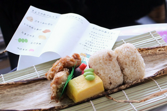 しんちゃんカフェに遊びにくれば～？ スタンプラリーやフォトスポットなどテレ朝本社がしんちゃん一色に