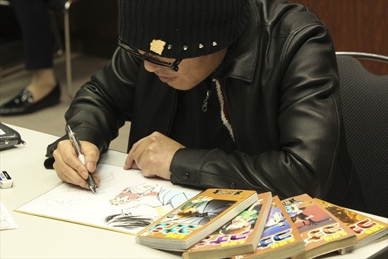 「名探偵コナン」青山剛昌×「ちはやふる」末次由紀 対談 世界で1枚のイラストを即興合作