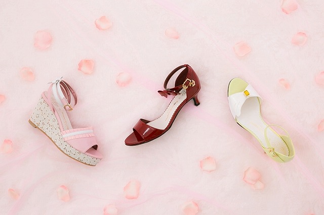 （C）ＣＬＡＭＰ・ShigatsuTsuitachi ＣＯ.,ＬＴＤ.／講談社