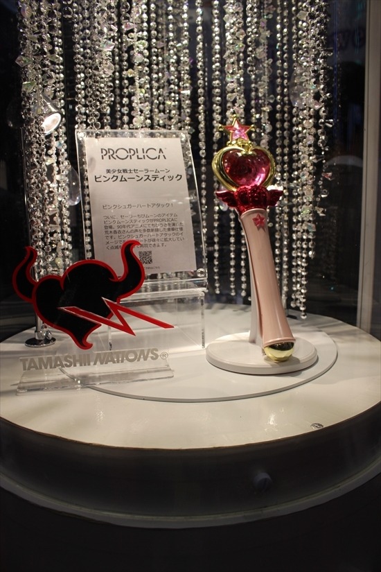 「コン・バトラーV」超合金に！「天空のラピュタ」「デジモン」懐かしいアニメがいっぱいのバンダイ【おもちゃショー2017】