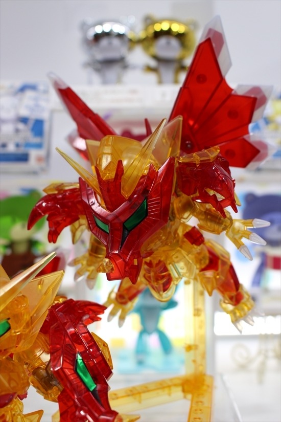 「ガンダム」「スター・ウォーズ」フィギュアやプラモがずらりと並ぶバンダイブース【おもちゃショー2017】