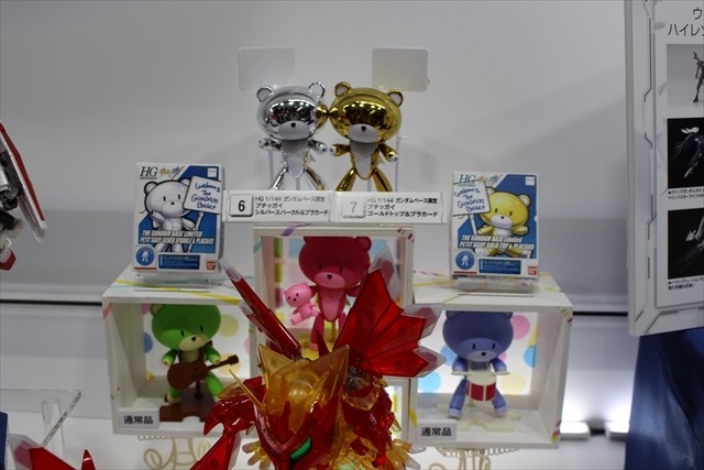 「ガンダム」「スター・ウォーズ」フィギュアやプラモがずらりと並ぶバンダイブース【おもちゃショー2017】