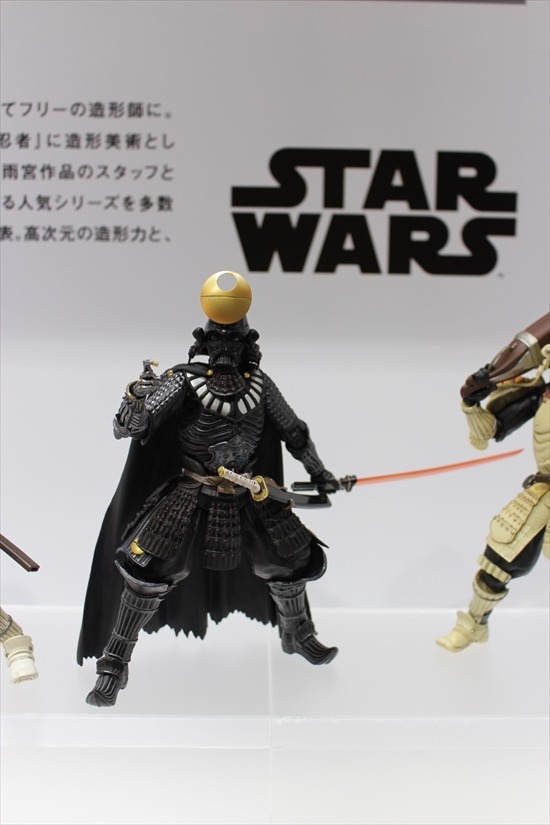 「ガンダム」「スター・ウォーズ」フィギュアやプラモがずらりと並ぶバンダイブース【おもちゃショー2017】