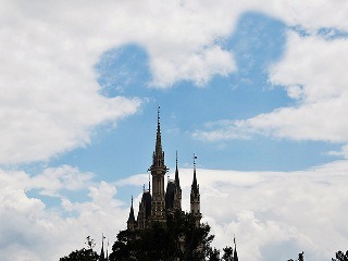 第2位「シンデレラ城の上に大きなミッキーが！」（約17.5万アクセス、撮影日：6月29日）