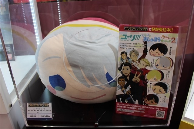 「ガンダム」「スター・ウォーズ」フィギュアやプラモがずらりと並ぶバンダイブース【おもちゃショー2017】