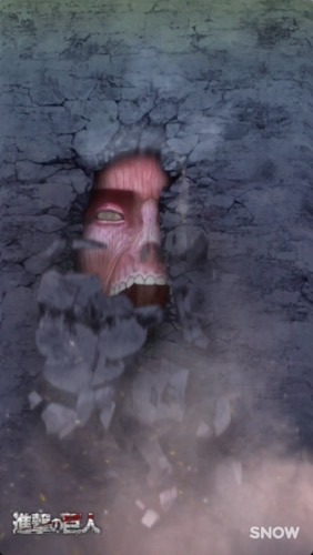 『進撃の巨人』がアプリ「SNOW」とコラボ 顔認識スタンプで巨人に変身