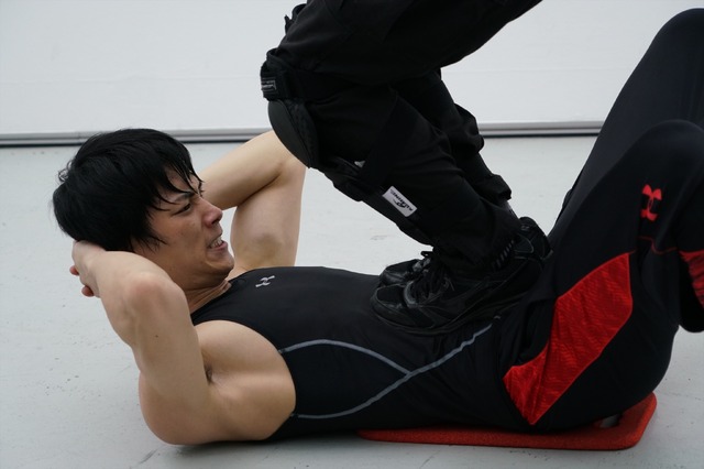 映画「東京喰種」 鈴木伸之演じる亜門鋼太朗のトレーニング写真が公開