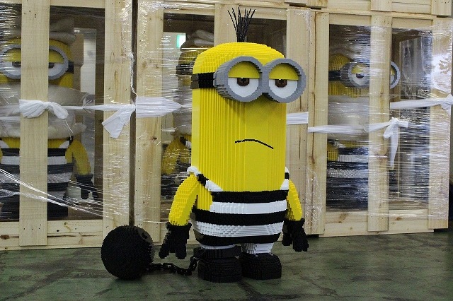 （C） UNIVERSAL STUDIOS