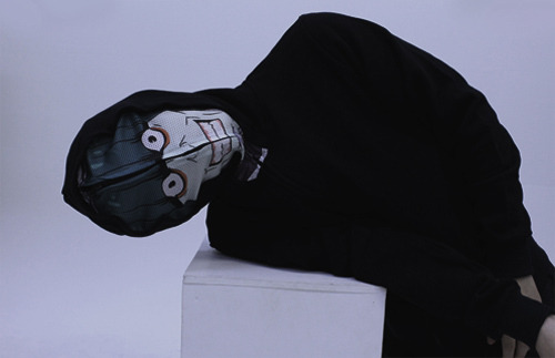 「Re：ゼロ」ペテルギウスになれるフェイスパーカーが登場