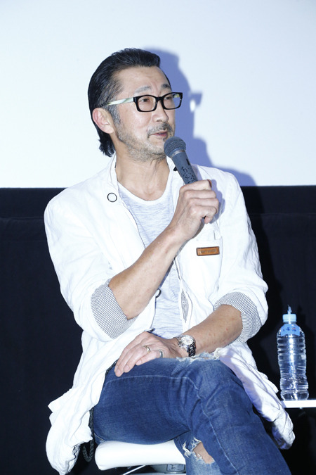 (C) 今井哲也／徳間書店・「アリスと蔵六」製作委員会