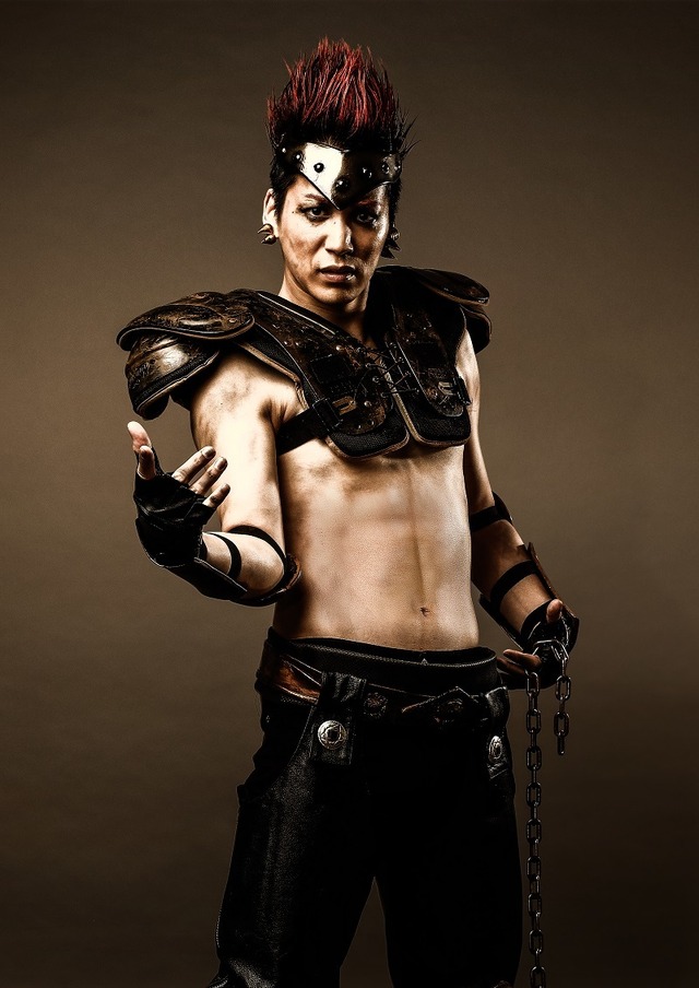 磯貝龍虎（c）武論尊・原哲夫/NSP 1983（c）北斗の拳－世紀末ザコ伝説製作委員会 2017