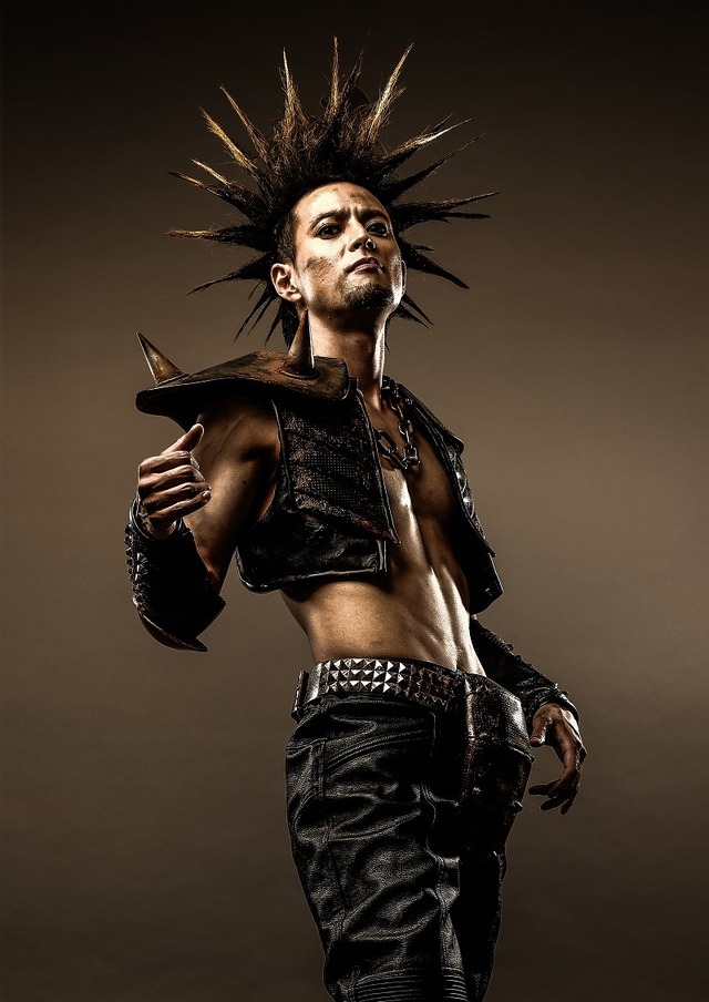 河合龍之介（c）武論尊・原哲夫/NSP 1983（c）北斗の拳－世紀末ザコ伝説製作委員会 2017