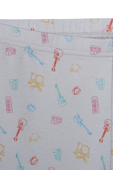 「秋山澪 モデル」(C)かきふらい・芳文社／桜高軽音部