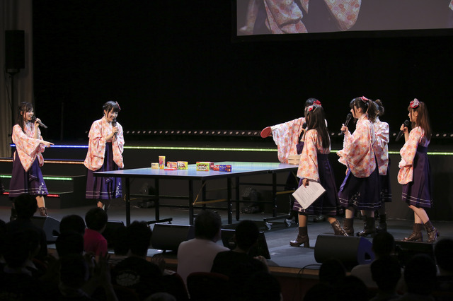 「温泉むすめ 1st LIVE」高田憂希・桑原由気らキャスト陣が歌にゲームに大盛り上がり！