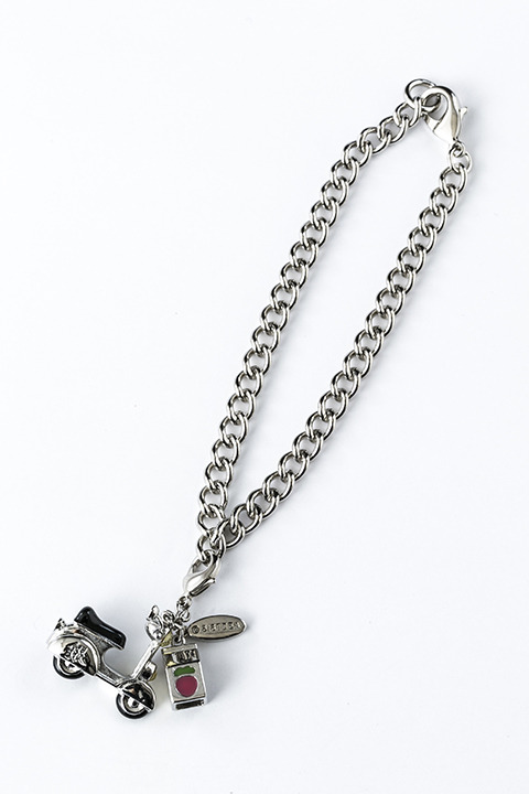 「『銀魂』コラボレーションチャームセット（万事屋モデル）」(C)空知英秋／集英社・テレビ東京・電通・BNP・アニプレックス