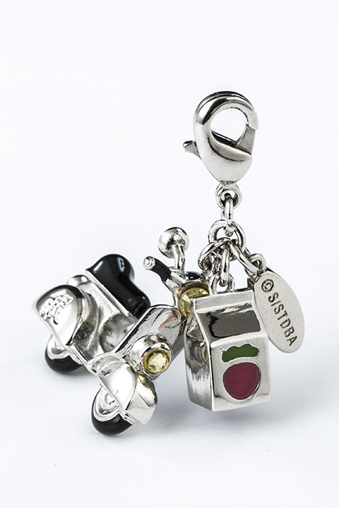 「『銀魂』コラボレーションチャームセット（万事屋モデル）」(C)空知英秋／集英社・テレビ東京・電通・BNP・アニプレックス