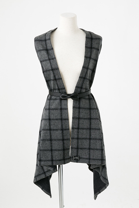 「ベルト付きストール」（雑渡昆奈門モデル）(C)尼子騒兵衛／NHK・NEP