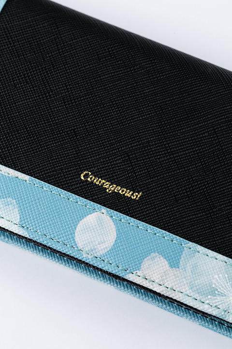 スマートフォンケース（一年生モデル）(C)尼子騒兵衛／NHK・NEP