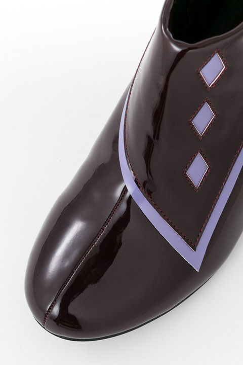 レインシューズ（ほむらモデル）(C)Magica Quartet／Aniplex・Madoka Movie Project Rebellion