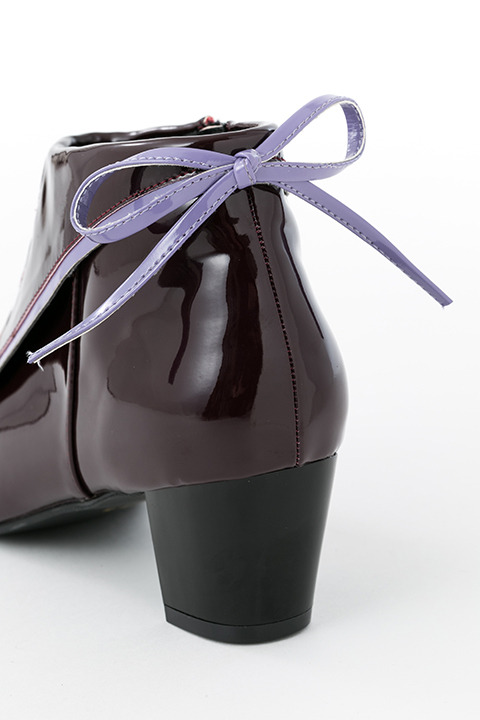 レインシューズ（ほむらモデル）(C)Magica Quartet／Aniplex・Madoka Movie Project Rebellion