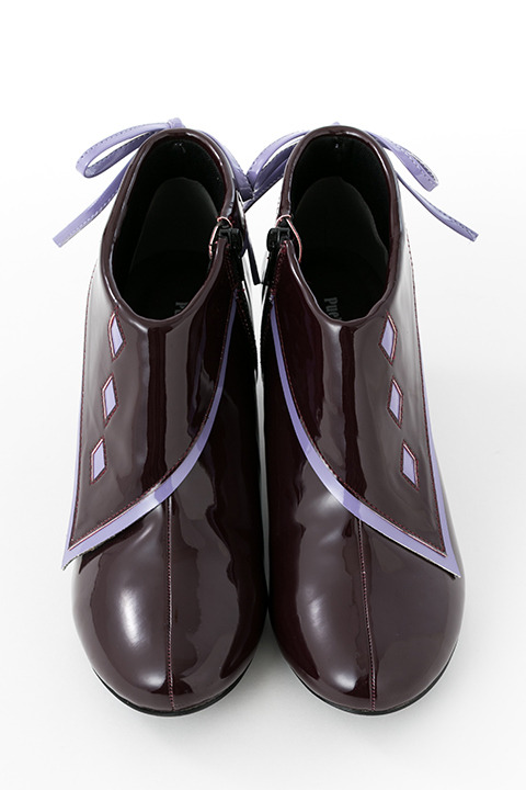 レインシューズ（ほむらモデル）(C)Magica Quartet／Aniplex・Madoka Movie Project Rebellion