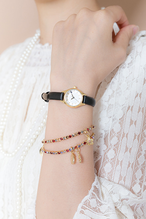 風間千景 腕時計＆ブレスレット着用イメージ(C)IDEA