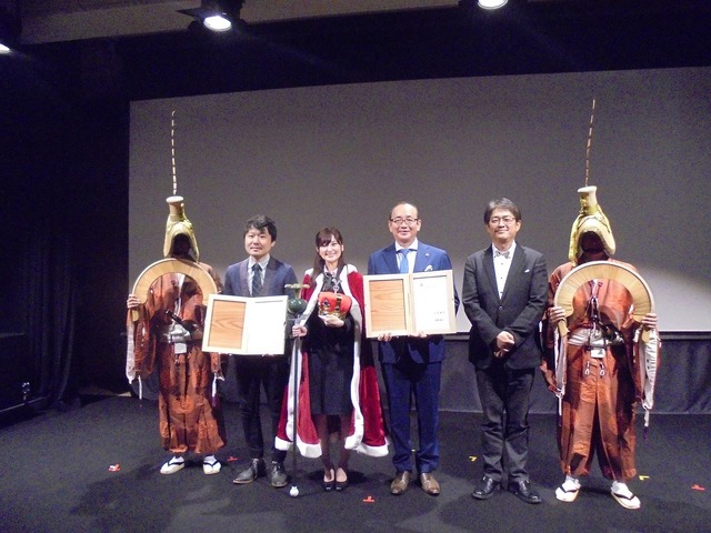「南砺市×間野山市姉妹都市提携 調印式」(C) 2017 サクラクエスト製作委員会