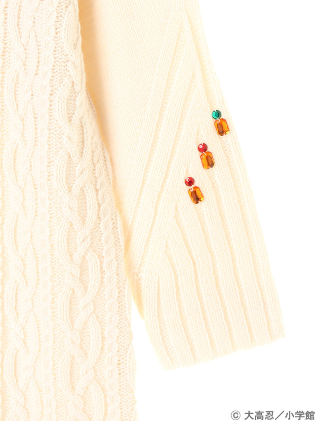 「アリババイメージニットワンピース」7,690円+税(C)大高忍／小学館