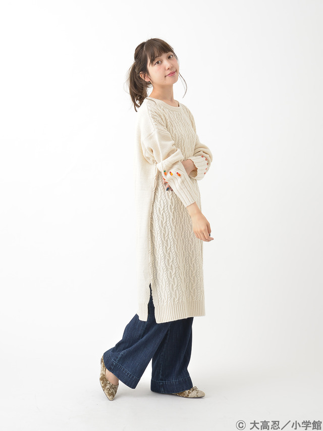 「アリババイメージニットワンピース」7,690円+税(C)大高忍／小学館