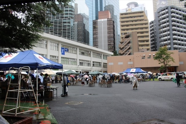 今年も大物声優たちが手作りの文化祭で復興支援！サインハントやバザーで大賑わい