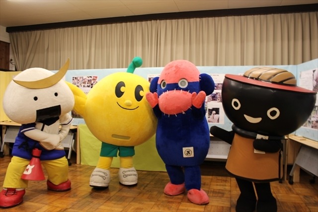 今年も大物声優たちが手作りの文化祭で復興支援！サインハントやバザーで大賑わい