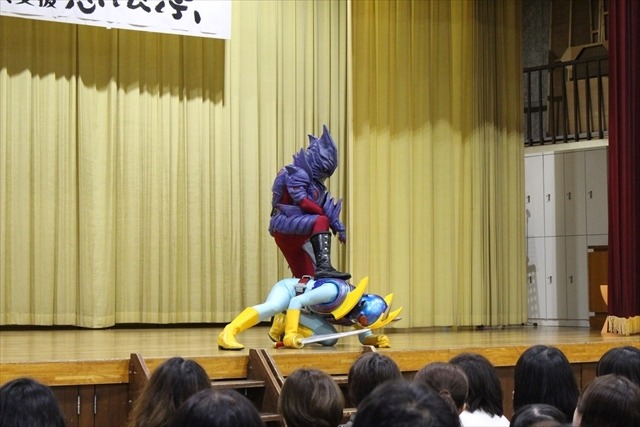 伝説の声優ユニット“バナフリ”やシージェッター海斗まで！ 「日俳連チャリティーイベント」ステージレポ