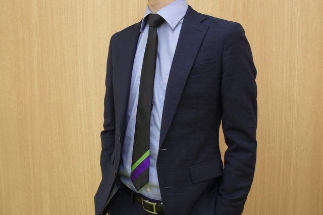 「ネクタイEVA-01」3,800円＋税(C)カラー