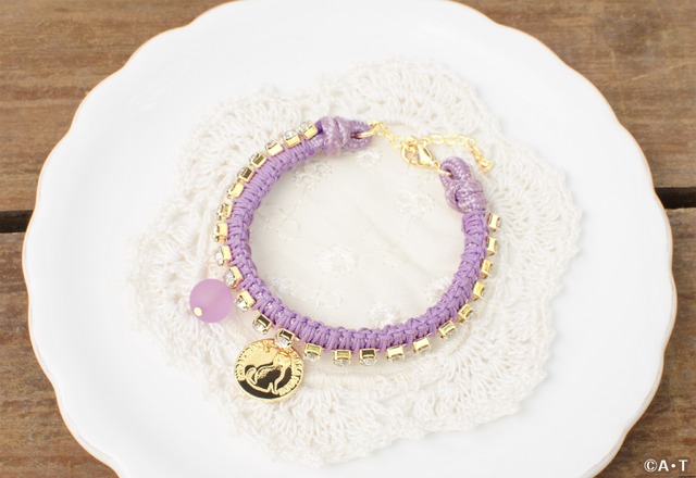 キラキラ☆プリキュアアラモード ブレスレット「キュアマカロン」(C)ＡＢＣ-Ａ・東映アニメーション 各1,600円（＋税）