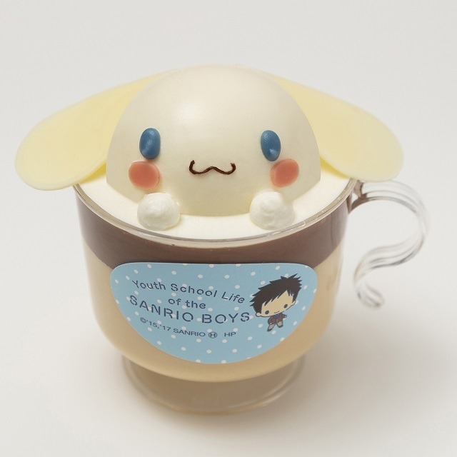 シナモロールケーキ 695円発売元：ケイ・ブックス(C) 1976, 1988, 1990, 1993, 1996,2001,2015,2017 SANRIO CO., LTD.　聖川高校PTA