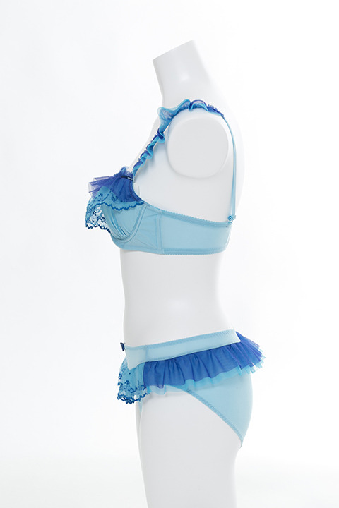 「おジャ魔女どれみ」ランジェリーセット あいこモデル各9,800円(税別)(C)東映アニメーション