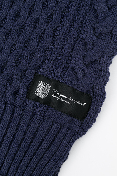 マフラー（エレン・イェーガー）7,000円（税抜）(C)諫山創・講談社／「進撃の巨人」製作委員会