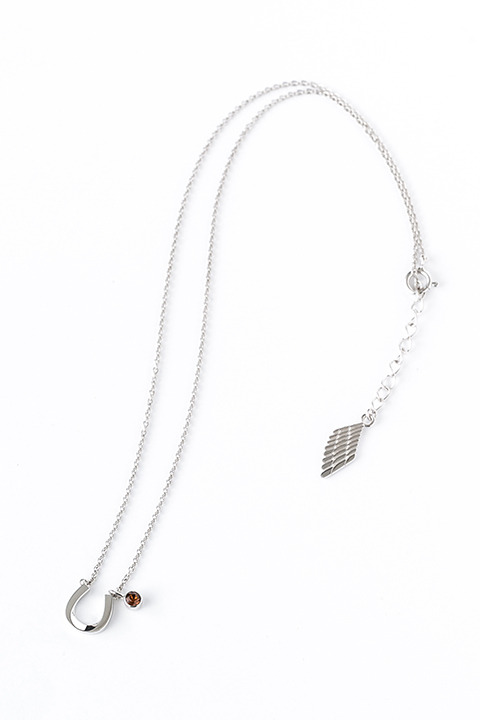 ネックレス（リヴァイ）10,800円（税抜）(C)諫山創・講談社／「進撃の巨人」製作委員会