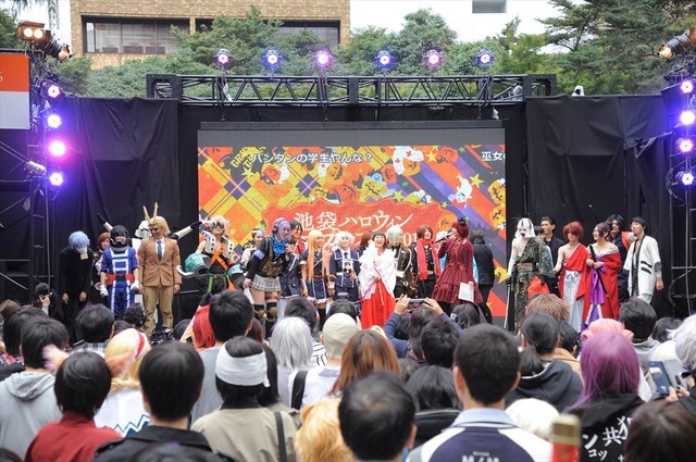 「池袋ハロウィンコスプレフェス2016」の様子