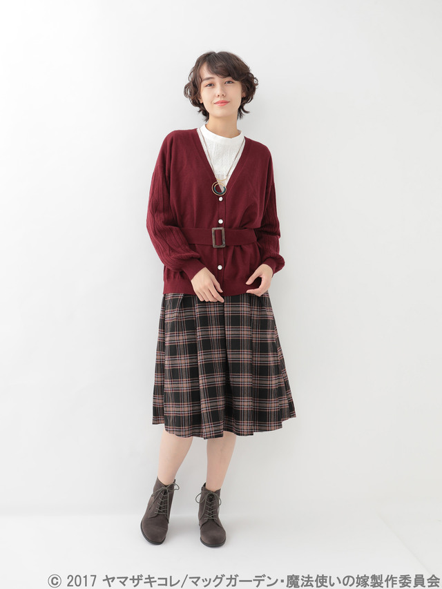 魔法使いの嫁チセイメージカーディガン 6,590円+税　(C)2017 ヤマザキコレ/マッグガーデン・魔法使いの嫁製作委員会