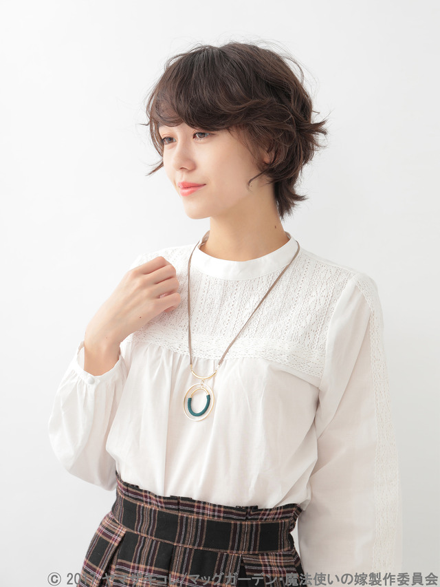 魔法使いの嫁チセイメージリングネックレス 2,390円+税　(C)2017 ヤマザキコレ/マッグガーデン・魔法使いの嫁製作委員会