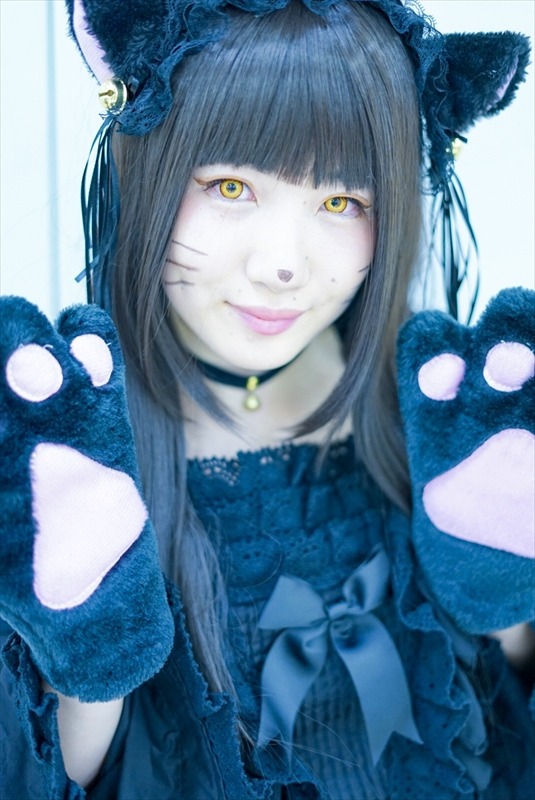 くろにゃんこさん@kuronyanko_cos 創作黒猫