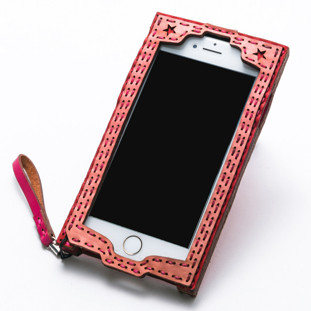 「OJAGA DESIGN カードキャプターさくら [さくらカード] iPhone7/8 ケース」22,680円（税込）(C)CLAMP・ST・講談社/NHK・NEP