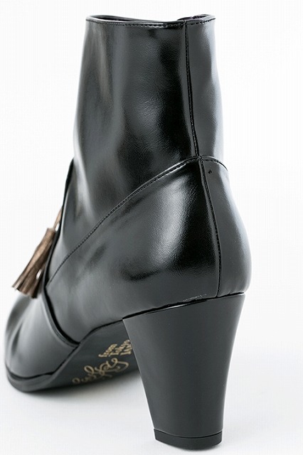 玄奘三蔵 モデル シューズ(C)峰倉かずや・一迅社／最遊記RB PROJECT