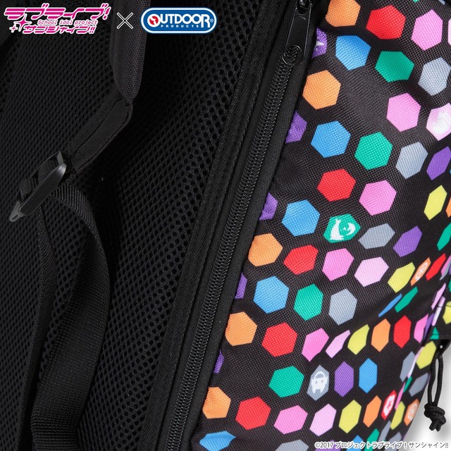 「ラブライブ！サンシャイン!!×OUTDOOR PRODUCTS スクエアリュック」価格:9,720円（税込／送料・手数料別途）(C)2017 プロジェクトラブライブ！サンシャイン!!