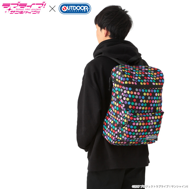 「ラブライブ！サンシャイン!!×OUTDOOR PRODUCTS スクエアリュック」価格:9,720円（税込／送料・手数料別途）(C)2017 プロジェクトラブライブ！サンシャイン!!